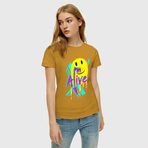 Женская футболка хлопок с принтом Граффити: я живой, фото на моделе #1