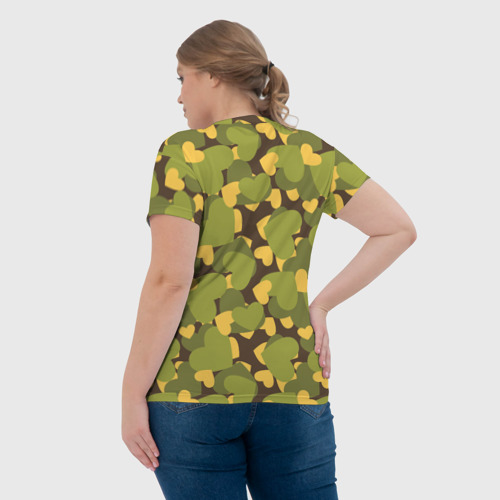 Женская футболка 3D с принтом Сердечки - камуфляж, вид сзади #2