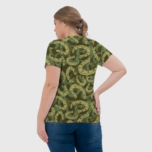 Женская футболка 3D с принтом Подковы - камуфляж, вид сзади #2