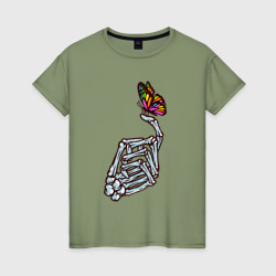 Рука скелета и бабочка – Женская футболка хлопок с принтом купить со скидкой в -20%