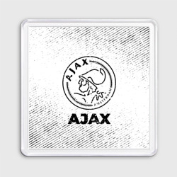 Магнит 55*55 Ajax с потертостями на светлом фоне