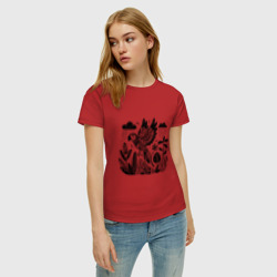 Женская футболка хлопок Летящий попугай и растения - фото 2