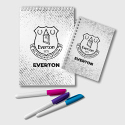Блокнот Everton с потертостями на светлом фоне