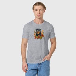 Мужская футболка хлопок Ротвейлер арт с осенними листьями - фото 2