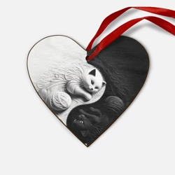 Деревянная игрушка Сердце Инь ян коты вязаные