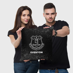 Подушка 3D Everton с потертостями на темном фоне - фото 2