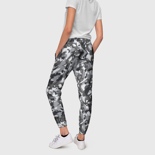 Женские брюки 3D с принтом Пиксельный камуфляж серого цвета, вид сзади #2