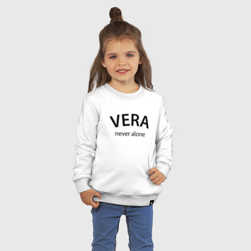 Детский свитшот хлопок Vera never alone - motto, цвет белый - фото 3