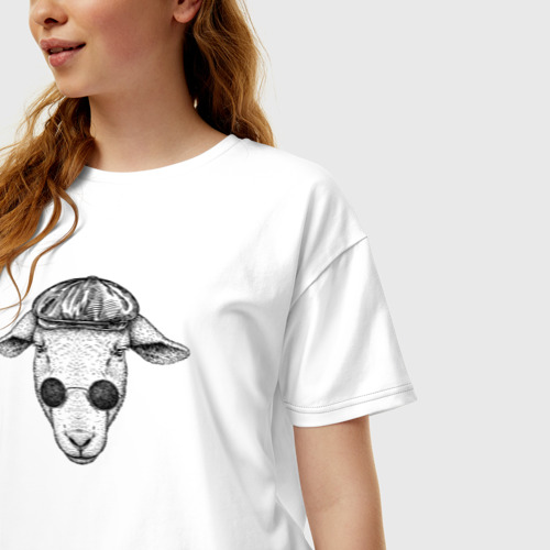 Женская футболка хлопок Oversize Овечка в кепке, цвет белый - фото 3
