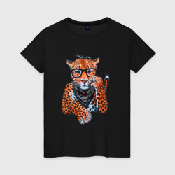 Задумчивый леопард в бандане и очках – Женская футболка хлопок с принтом купить со скидкой в -20%
