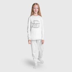 Пижама с принтом Создавай приключения сам для ребенка, вид на модели спереди №3. Цвет основы: белый