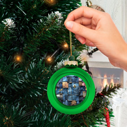 Ёлочный шар стеклянный/пластиковый Значок архитектора на джинсах - фото 2