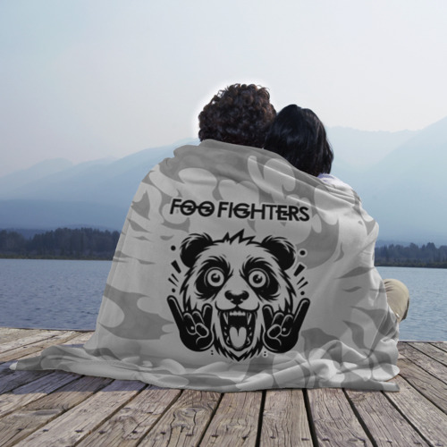 Плед 3D с принтом Foo Fighters рок панда на светлом фоне, вид сбоку #3