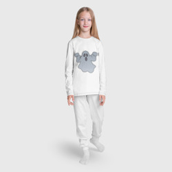 Пижама с принтом Пугающее приведение для ребенка, вид на модели спереди №3. Цвет основы: белый