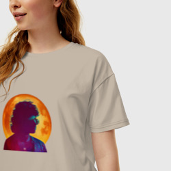 Женская футболка хлопок Oversize Фредди Меркьюри в молодости на фоне луны - фото 2
