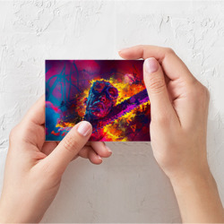 Поздравительная открытка Человек с пилой в брызгах краски - фото 2