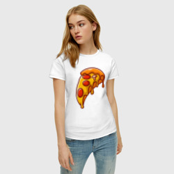 Футболка с принтом Пицца с сыром для женщины, вид на модели спереди №2. Цвет основы: белый