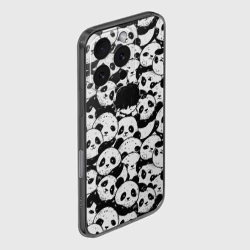 Чехол для iPhone 16 Pro силиконовый с защитой камеры Выходной господина злодея с пандами - фото 2