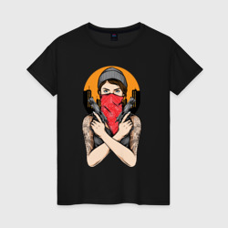 Девушка с пистолетами – Женская футболка хлопок с принтом купить со скидкой в -20%