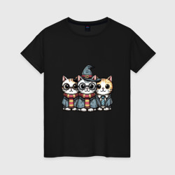 Три забавных кота волшебника – Женская футболка хлопок с принтом купить со скидкой в -20%