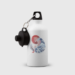 Бутылка с принтом Кот в японском стиле восходящее солнце для любого человека, вид спереди №2. Цвет основы: белый