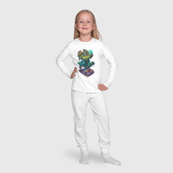 Пижама с принтом Уровни подземелий с монстрами для ребенка, вид на модели спереди №4. Цвет основы: белый
