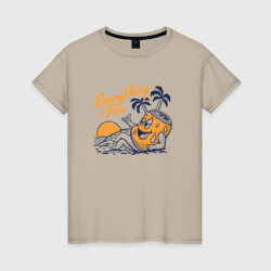 Женская футболка хлопок Баночка на пляже