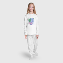 Пижама с принтом Книги, кофе, растения - мои друзья для ребенка, вид на модели спереди №3. Цвет основы: белый