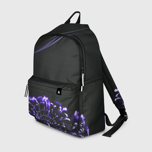 Рюкзак с принтом Неоновый фиолетовый цветок в темноте, вид спереди №1