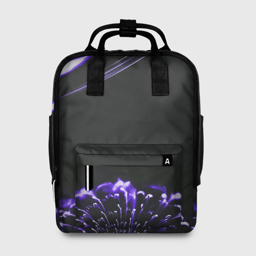 Женский рюкзак с принтом Неоновый фиолетовый цветок в темноте, вид спереди №1