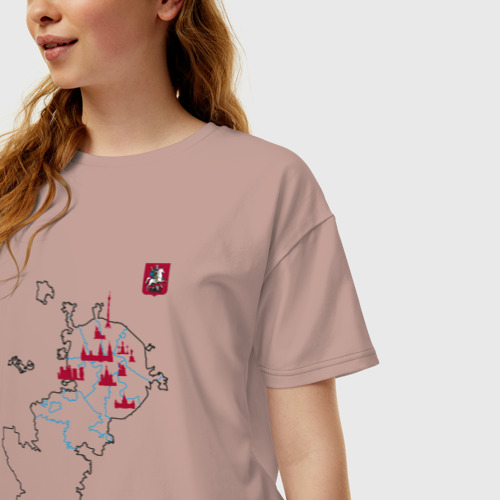 Женская футболка хлопок Oversize с принтом Карта туристических мест Москвы, фото на моделе #1