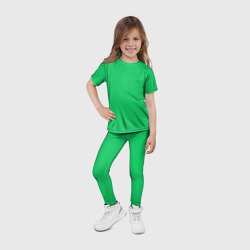 Леггинсы с принтом Яркий зелёный текстурированный в мелкий квадрат для ребенка, вид на модели спереди №4. Цвет основы: белый