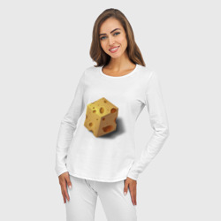 Пижама с принтом Кубик сыра для женщины, вид на модели спереди №3. Цвет основы: белый