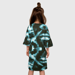 Платье с принтом Тай дай синий для ребенка, вид на модели сзади №2. Цвет основы: белый