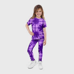 Леггинсы с принтом Тай дай фиолетовый для ребенка, вид на модели спереди №4. Цвет основы: белый