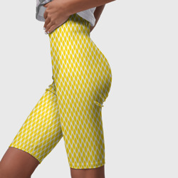 Велосипедки с принтом Жёлтый имитация сетки паттерн для женщины, вид на модели спереди №3. Цвет основы: белый