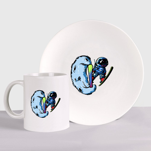 Набор: тарелка + кружка с принтом Прыжок космонавта на лыжах с Месяца, вид спереди №1