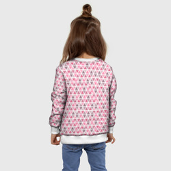 Свитшот с принтом Серо-розовый паттерн треугольники для ребенка, вид на модели сзади №4. Цвет основы: белый