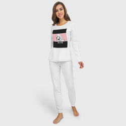 Пижама с принтом Франкс Зеро Ту для женщины, вид на модели спереди №2. Цвет основы: белый