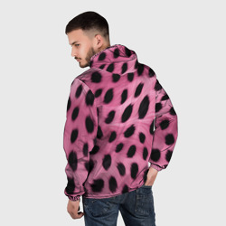 Ветровка с принтом Розовый леопардовый мех для мужчины, вид на модели сзади №2. Цвет основы: белый