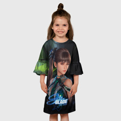 Платье с принтом Ева  Stellar   Blade для ребенка, вид на модели спереди №3. Цвет основы: белый