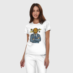 Пижама с принтом Человек сатурн для женщины, вид на модели спереди №2. Цвет основы: белый