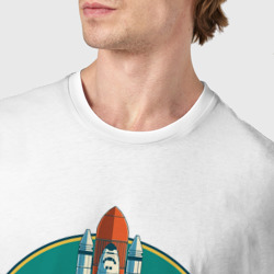 Футболка с принтом NASA spaceship для мужчины, вид на модели спереди №4. Цвет основы: белый