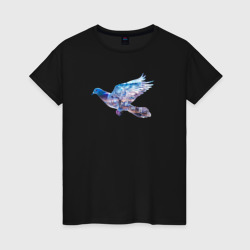 Летящий голубь и ночной город с двойной экспозицией – Женская футболка хлопок с принтом купить со скидкой в -20%