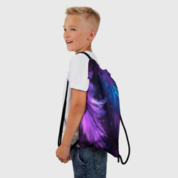 Рюкзак с принтом Искрящиеся перья в розовых и голубых оттенках для любого человека, вид спереди №2. Цвет основы: белый