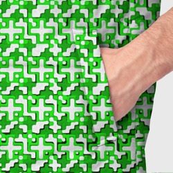 Жилет с принтом Белые плюсики на зелёном фоне для мужчины, вид на модели спереди №4. Цвет основы: черный