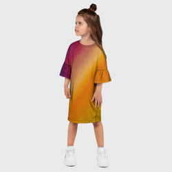 Платье с принтом Абстракция солнечный луч для ребенка, вид на модели спереди №2. Цвет основы: белый
