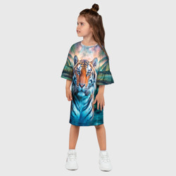 Платье с принтом Величественный тигр среди тропических пальм для ребенка, вид на модели спереди №2. Цвет основы: белый