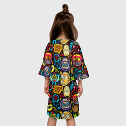 Платье с принтом Choose joy для ребенка, вид на модели сзади №2. Цвет основы: белый