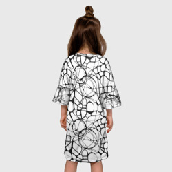 Платье с принтом Абстрактный нейрографический узор для ребенка, вид на модели сзади №2. Цвет основы: белый